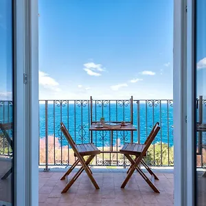  Apartment “cielo E Mare”, Casetta Nel Cuore Del Borgo Antico / “sky & Sea”, Charming In The Heart Of Old Village Italien