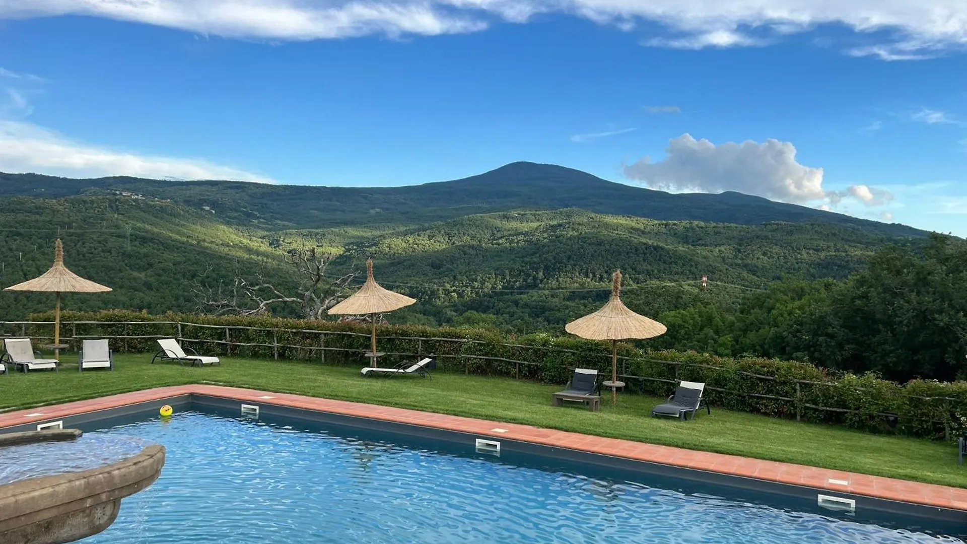 Terre Di Giorgio Agriturismo Villa La Palazzetta Castiglione dʼOrcia Bauernhof